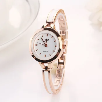 2022 נשים קוורץ שעון יוקרה אביזרים רוז זהב וכסף סגסוגת פשוט לא פורמלי שעון צמיד Womens שעון צמיד