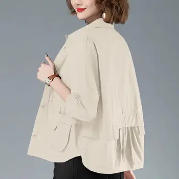 2023 האביב והסתיו דק קצר חולצה מעיל לנשים אופנה אחת עם חזה חופשי חאקי נקבה Windbreake המעיל