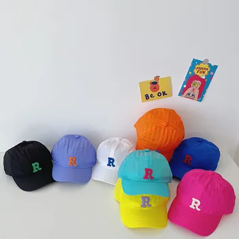 2023 ממתקים צבע אופנה מהר יבש R אותיות כובע בייסבול בנים בנות אמינם היפ הופ ילדים Snapback ילדים כובעים 49-53cm