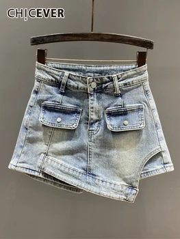 CHICEVER סימטרית טלאים מכנסיים קצרים לנשים גבוהה המותניים משולבים לחצן קפלים הרזיה אופנת רחוב קצר מכנסיים נקבה 2023