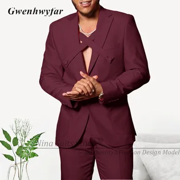 Gwenhwyfar 2023 ייחודי שנועד גברים בורדו מתאים דש בלייזר עם צלב חגורה שטוחה מכנסיים ללבוש למסיבה צעיר טוקסידו.