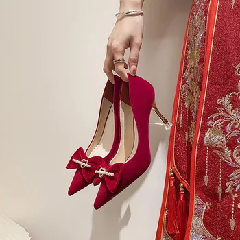 אדום נעלי חתונה, הכלה, נעלי נשי אביב החדשה, עקבים גבוהים, Xiuhe הראשי שמלת החתונה, נוח נעליים בודד