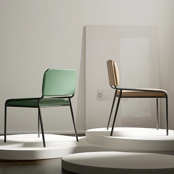 איטלקי מינימליסטי הביתה כסאות אוכל האור מעצב יוקרתי מעור רך תיק כיסא עם משענת פשוטה מודרני, חדר אוכל כיסא.