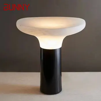באני נורדי פטריות מנורת שולחן LED מודרני יצירתי משובח שרף שולחן אור בבית חיים השינה ליד המיטה עיצוב