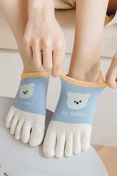 כחול סדרה דוב לב חמש אצבעות-גרביים של נשים קיץ דק לפצל את הבוהן רדוד הפה גרבי סיליקון נגד החלקה בלתי נראה גרביים