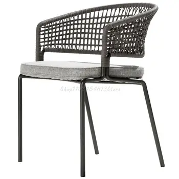 מרפסת חיצונית שולחן כיסא קש הכיסא פנאי שולחן כיסא שילוב טנג הכיסא במרפסת, בחצר בית הקפה בסלון