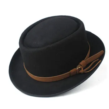 נשים גברים חזיר כובע עם חגורה כובע פדורה עבור ג ' נטלמן צמר שטוח ציירו טרובי Fascinator הכנסייה הכובע