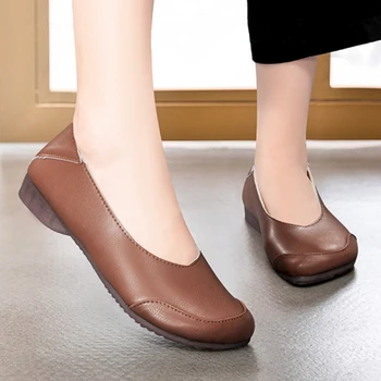נשים רכות התחתון שטוח נעלי וינטאג', נעלי עור אביב סתיו נוח רדוד הפה נעלי הליכה 2023 חדשים להחליק על Loafes